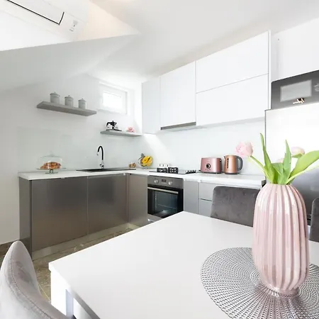 Apartamento Golden Seaview *