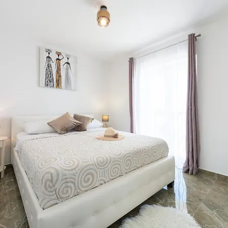 Apartamento Golden Seaview *