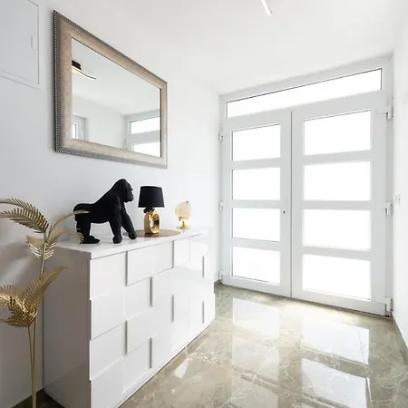 Lejlighed Golden Seaview Mlini