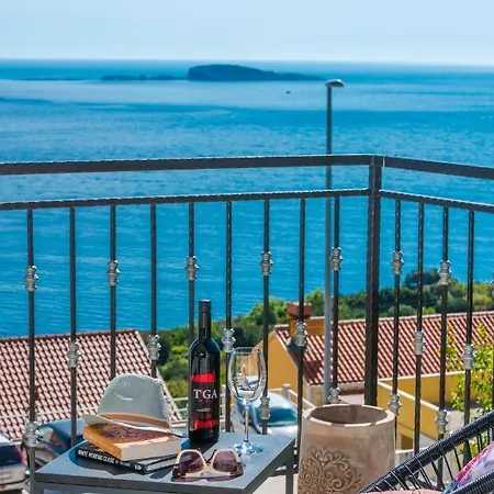 Golden Seaview Lejlighed